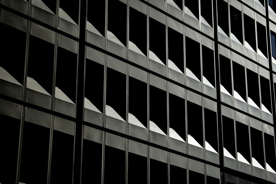 Building facade geometry